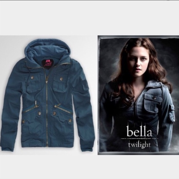Hot Topic Jackets & Blazers - Twilight Bella Swan BB Dakota Blue Jacket XS